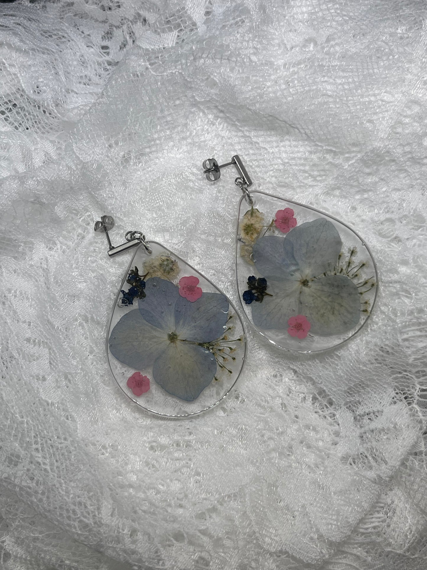 Multi flower dangle earrings