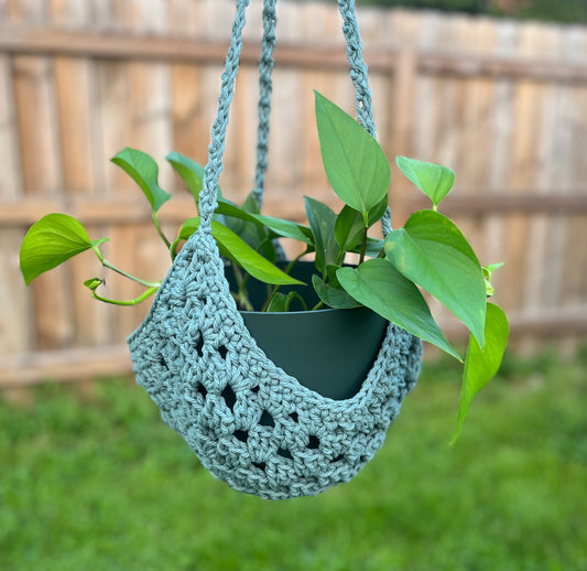 Plant hanger