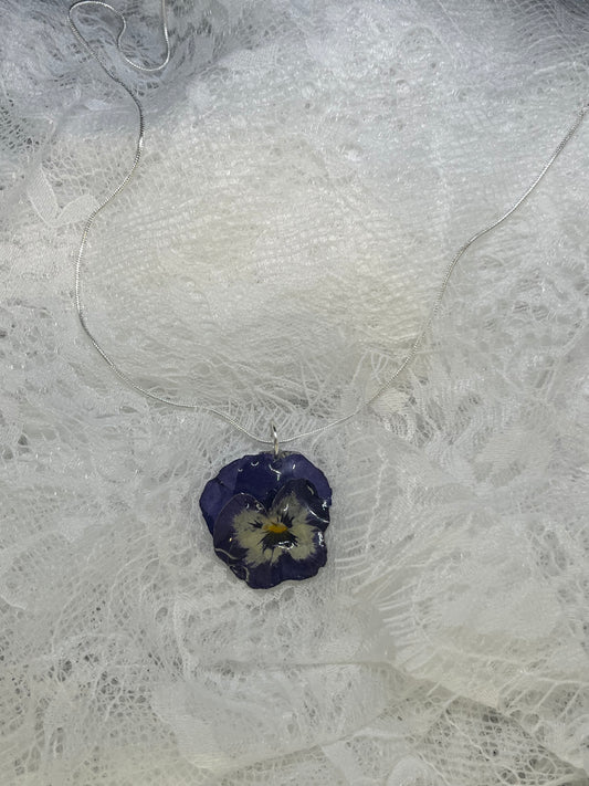 Viola Necklace